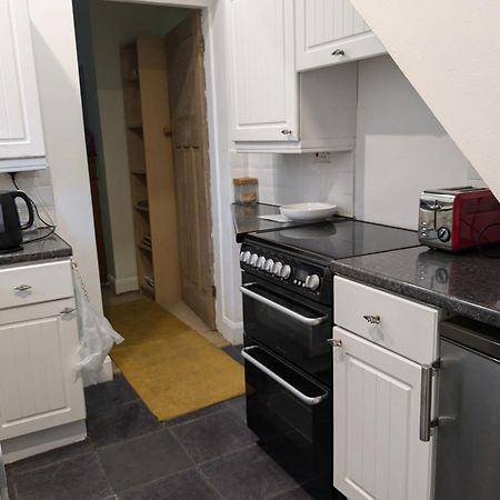 Apartment With Outside Patio And Car Space Durham Luaran gambar